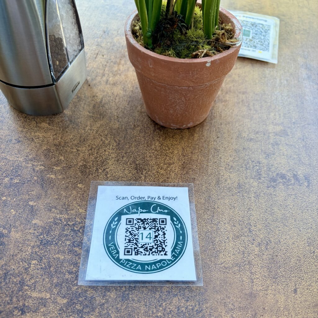 QR code digital ordering at Napo Uno Zug Switzerland